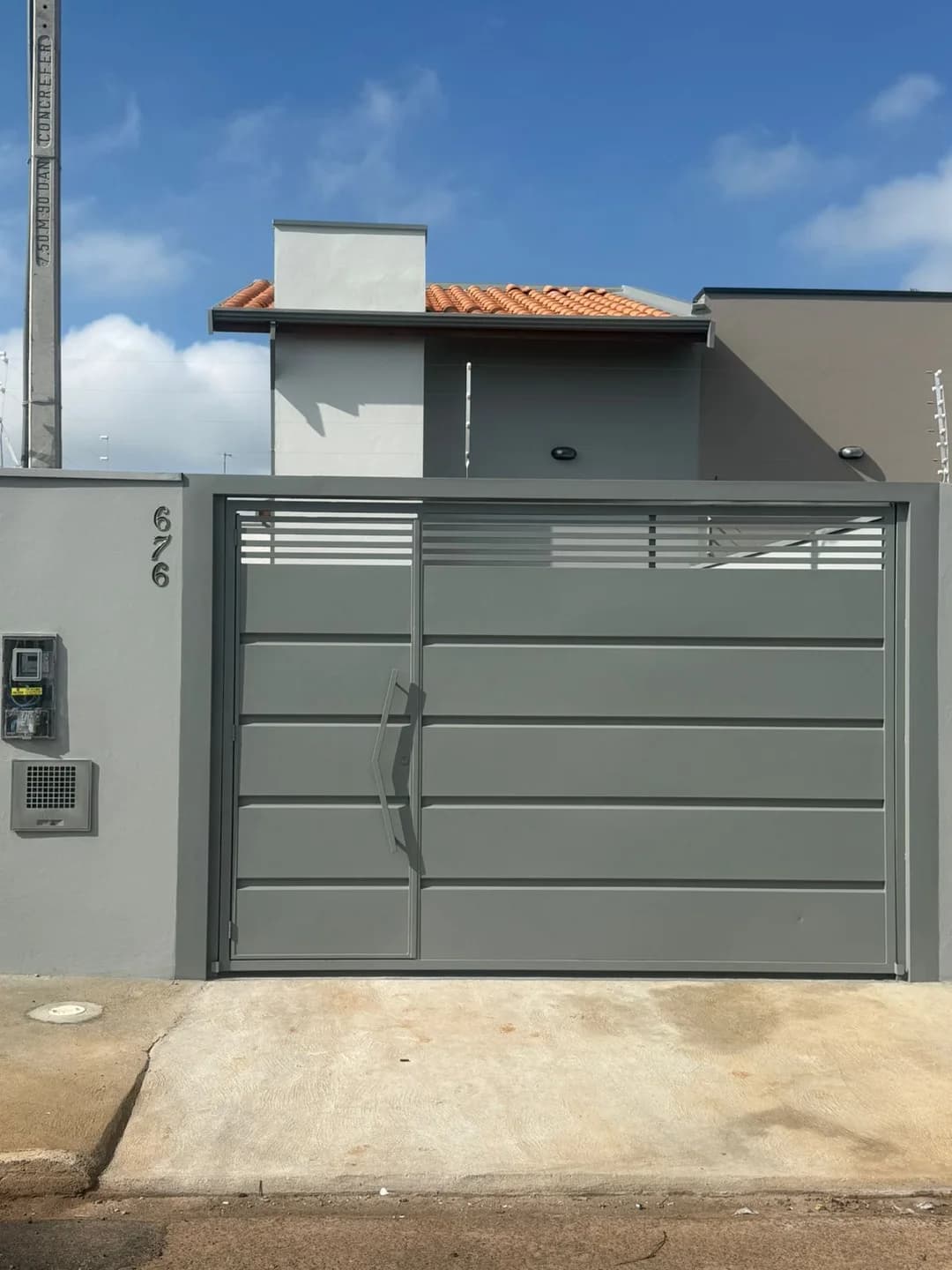 Casa a venda Jardim Eroise 2 quatos e 1 banheiro